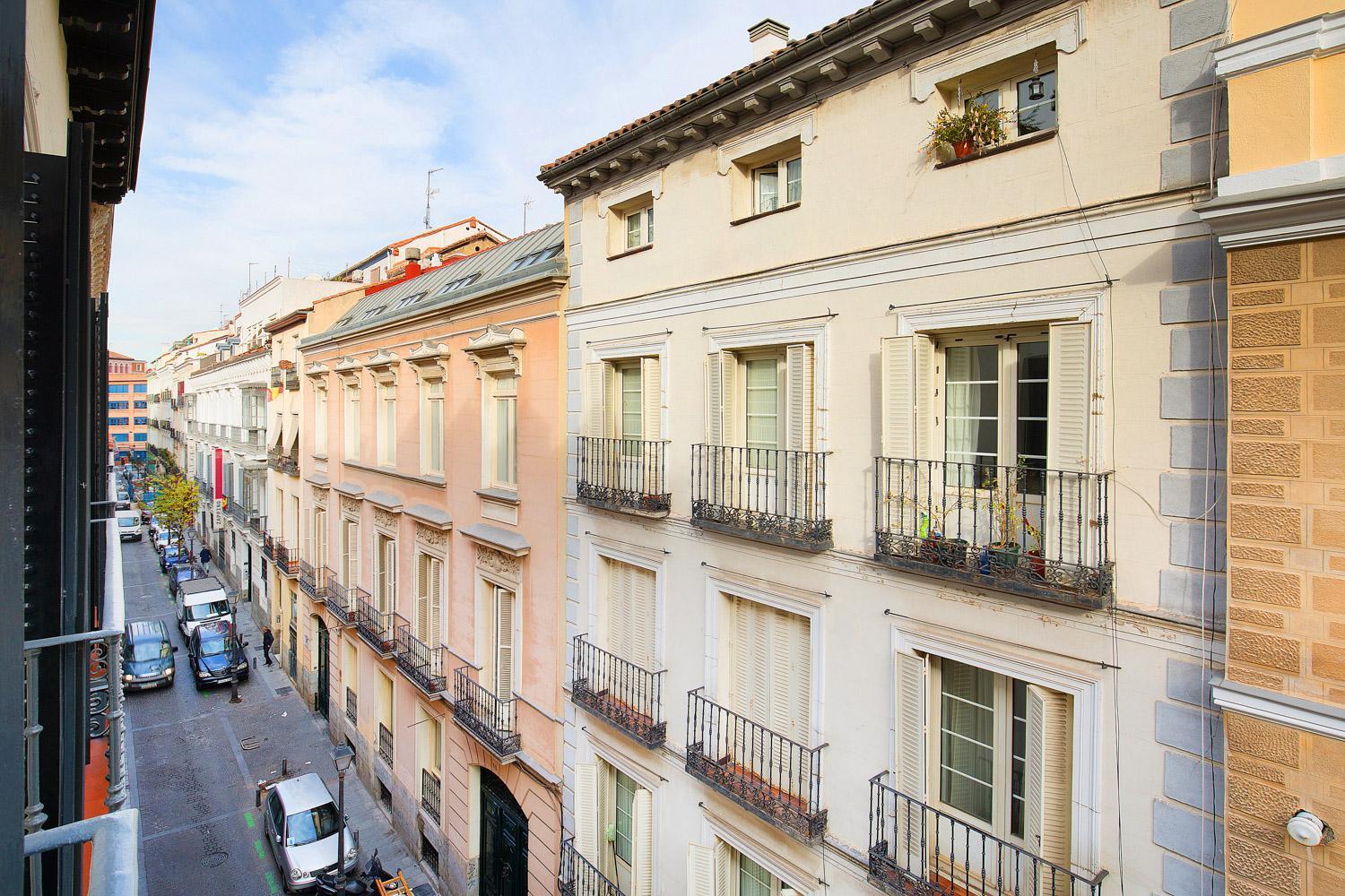 Apartamentos San Lorenzo 26 Madrid Exterior foto